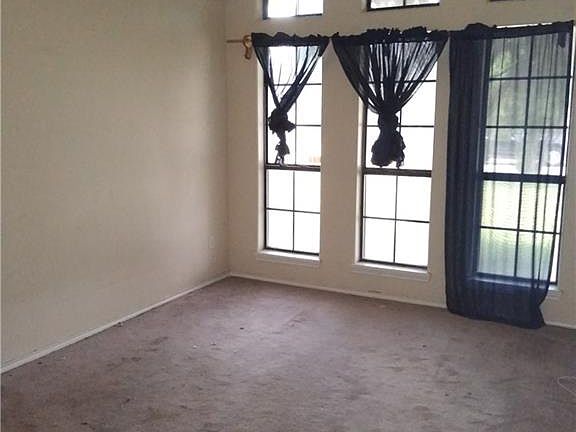 5th image of 3703 Shadow Wood St