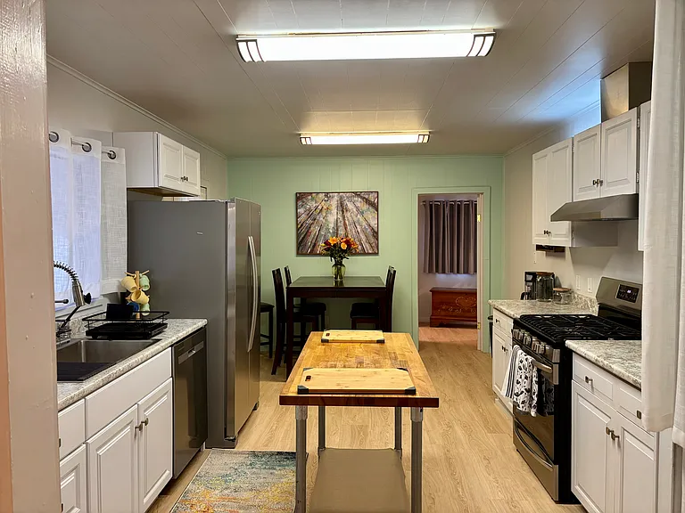 Animosa Dr — Photo 31