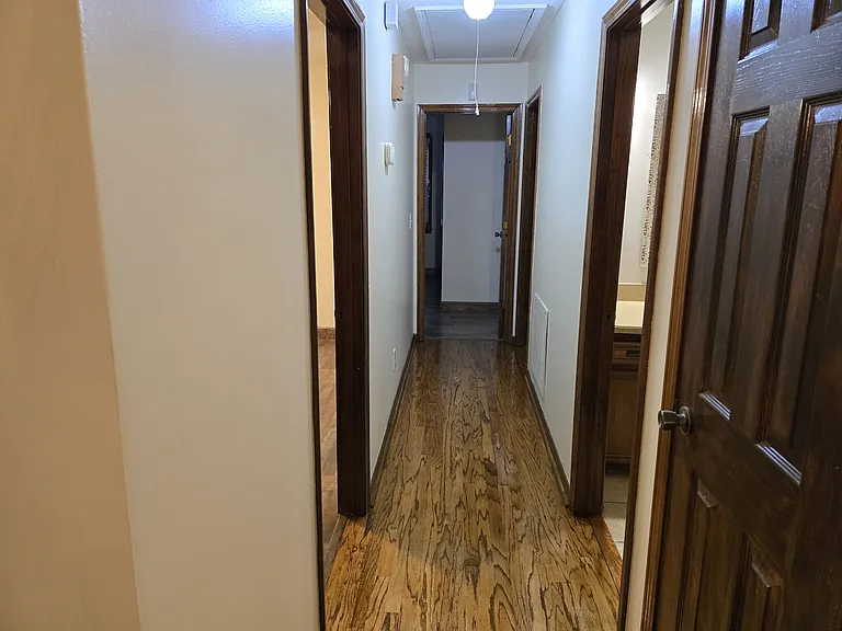 102 Woodgreen Dr — Photo 5