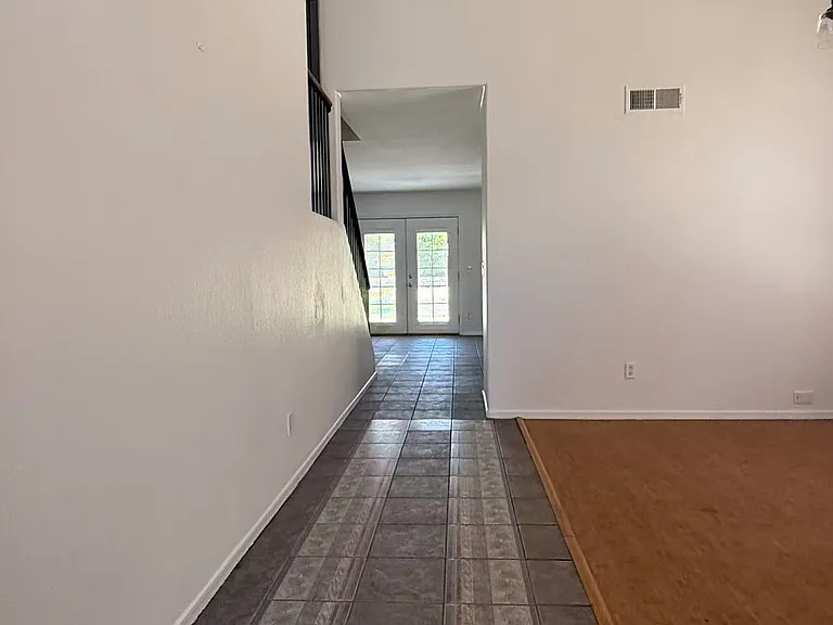 2616 N 126th Dr — Photo 5