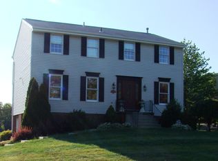 5015 Harvest Ln, Gibsonia, PA 15044