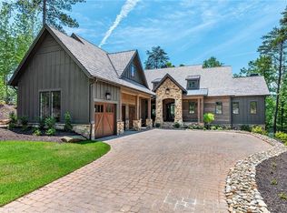 415 Peninsula Rdg, Sunset, SC 29685