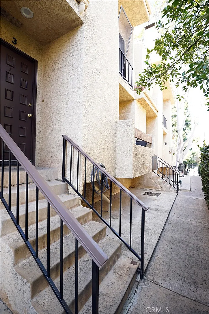 2 bed, 1095 sqft, $2,850 — Photo 4