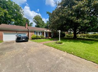 3304 Foxgrove Ln, Chesapeake, VA 23321