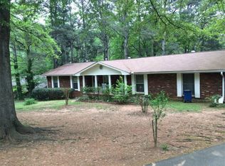 2928 W Potomac Dr, East Pt, GA 30344