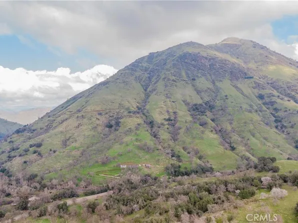 33220 E Kings Canyon Rd #1-2-8, Squaw Valley, CA 93675