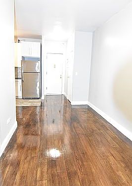 5th image of 480 Concord Ave APT 2A