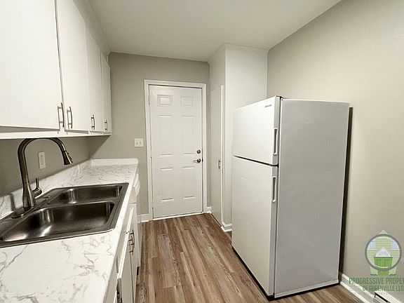 5th image of 3806 E North St #10