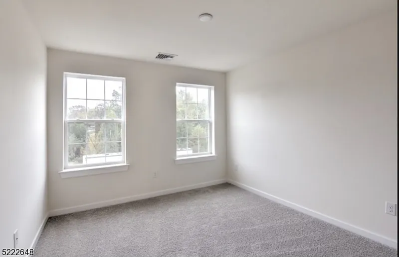 3 bed, 3.5 bath, $4,200 — Photo 4