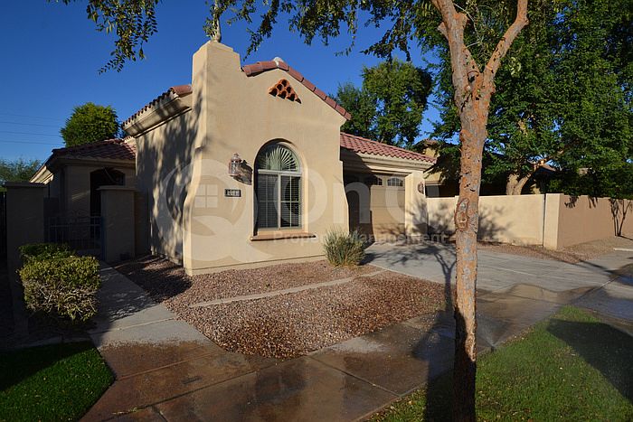 1st image of 3344 E Windsor Dr
