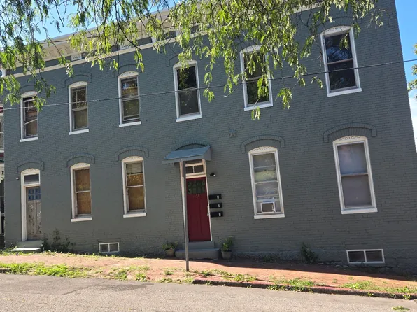 254 Columbia St, Cumberland, MD 21502