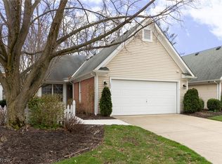 31825 Bayview Dr #102, Avon Lake, OH