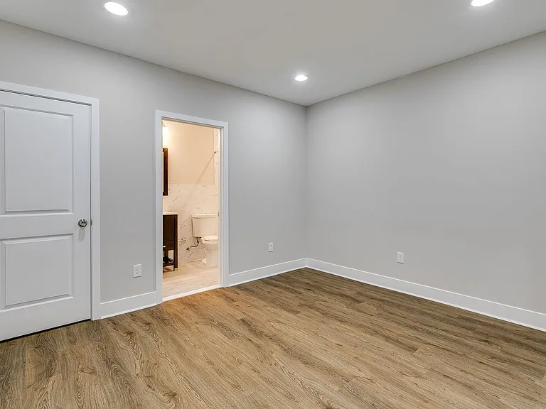 1218 N 6th St #1 — Photo 16
