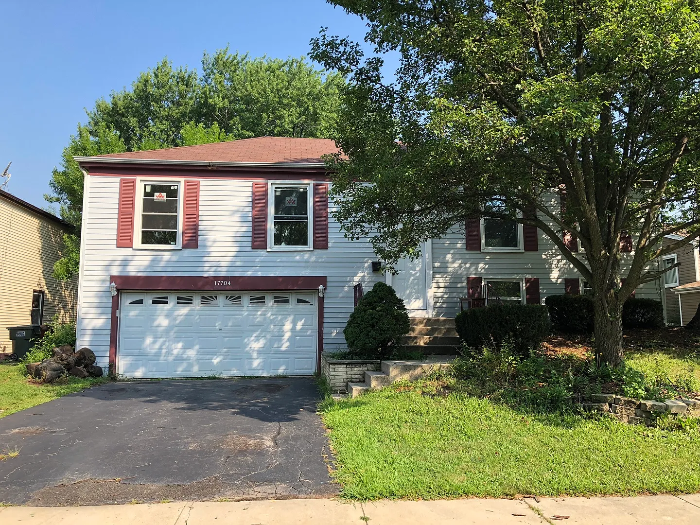 17704 Stonebridge Dr photo 1