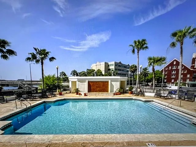 Building Photo - 345 Bayshore Blvd #1005