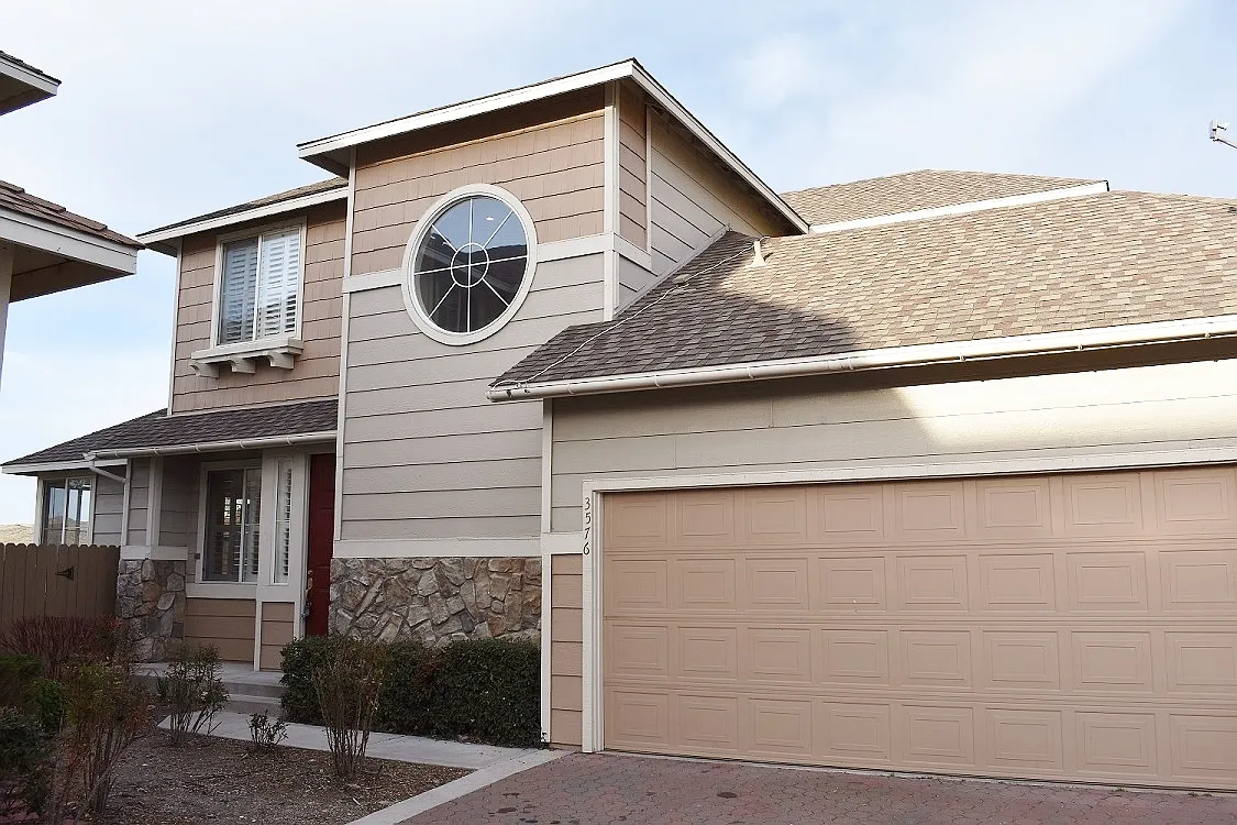 3576 Herons Cir photo 1