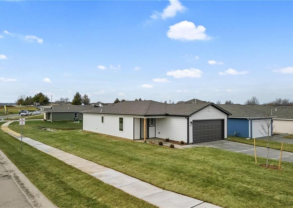 1st image of 394 Park Hill Dr