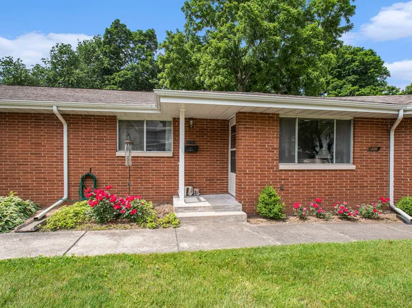 1328 Broadway St #D3, Niles, MI 49120