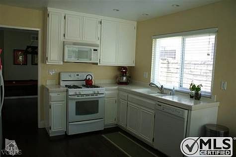 5th image of 4484 Honeyglen Ct