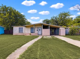 242 Brettonwood Dr, San Antonio, TX 78218