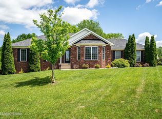 13 Hudson Dr, Fisherville, KY 40023