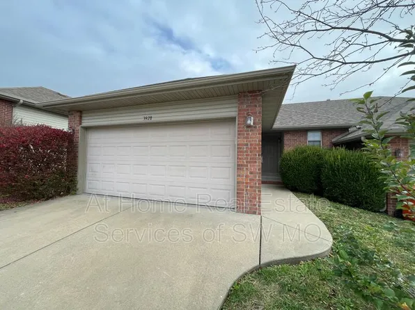 3928 S Jonathan Ave, Springfield, MO 65807