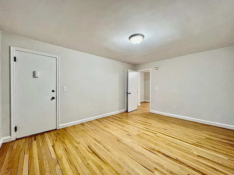 167 Norwood Ave — Photo 13