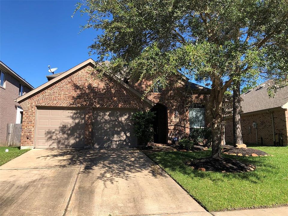 1st image of 4423 Wellington Grove Ln