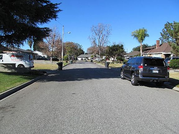 4th image of 1920 W Thelborn St