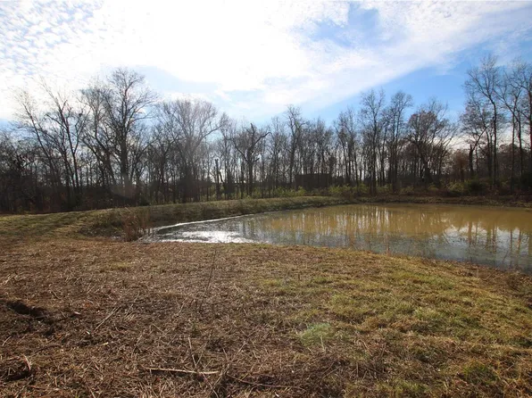 8 Prairie Haven, Warrenton, MO 63383