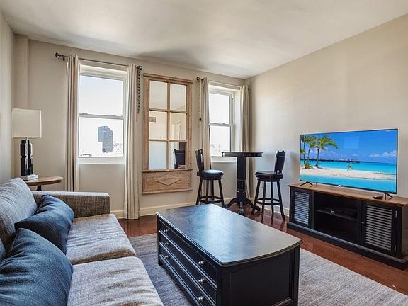 2nd image of 1205 Saint Charles Ave APT 1311