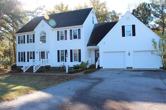 1st image of 104 Mashie Ct