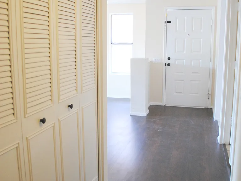 2121 N Villas Ln — Photo 13