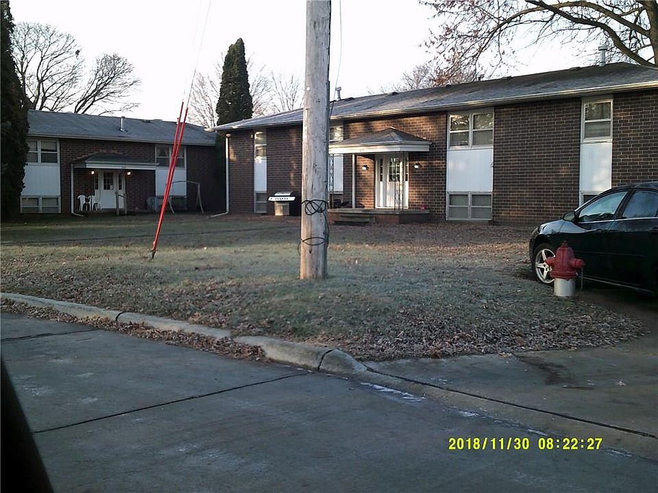 2nd image of 303 & 307 E 16th N St