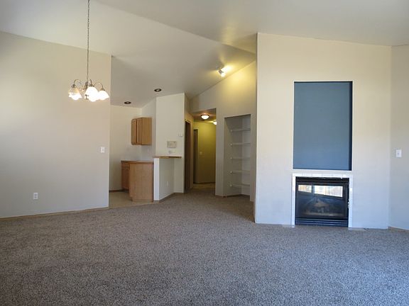 3rd image of 7107 164th St E