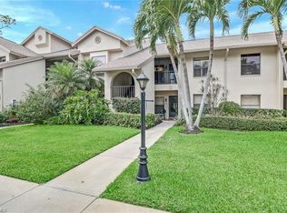 192 Fox Glen Dr #2, Naples, FL 34104