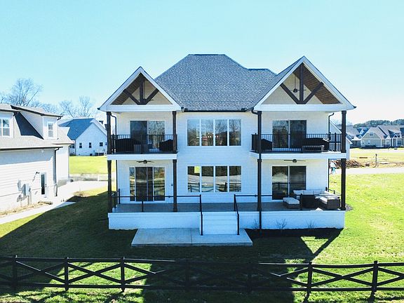 4th image of 155 Hammock Dr