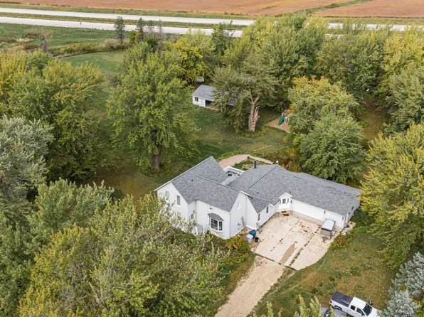 13788 630th St, Claremont, MN 55924