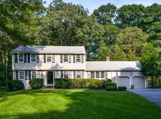 62 Ivy Ln, Sherborn, MA 01770