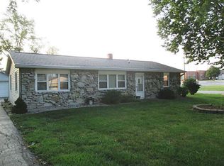 11 Elm Dr, Plainfield, IN 46168