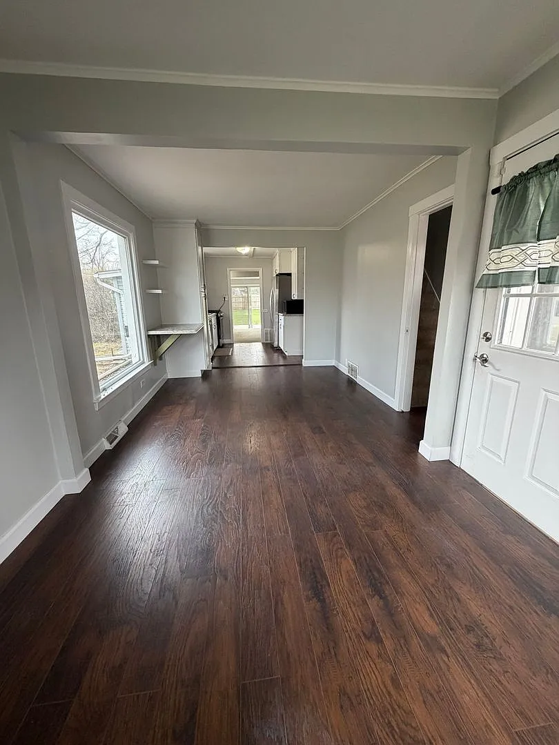 2209 Douglas Ave, Des Plaines, IL, 60018 — Photo 3