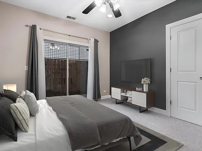 2728 W Cortez St #1 — Photo 27
