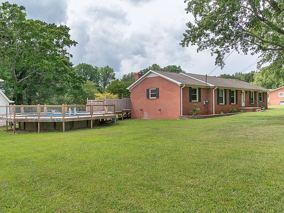2nd image of 603 Flower Lane Dr