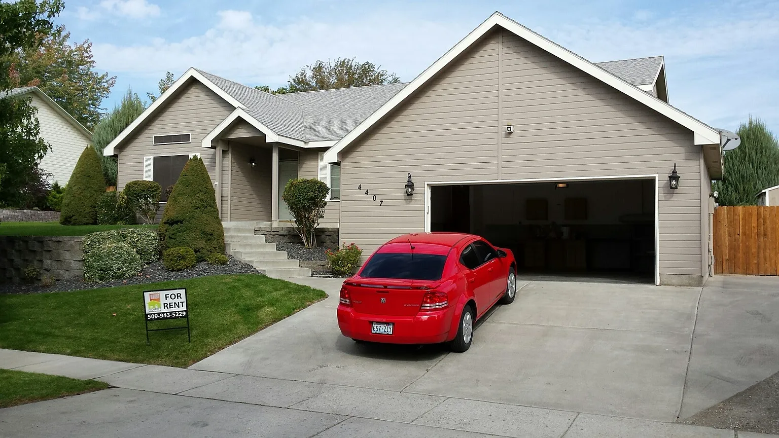 4407 Hilltop Dr photo 1