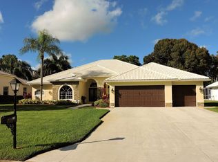 210 Palmetto Dunes Cir, Naples, FL 34113
