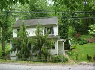 1007 Manor Rd, Coatesville, PA 19320