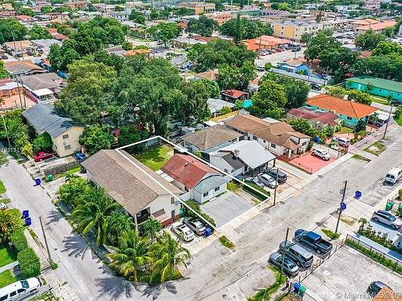 4th image of 4789 NW 1st St