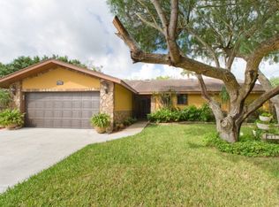 5082 Lakeway Dr, Brownsville, TX 78520