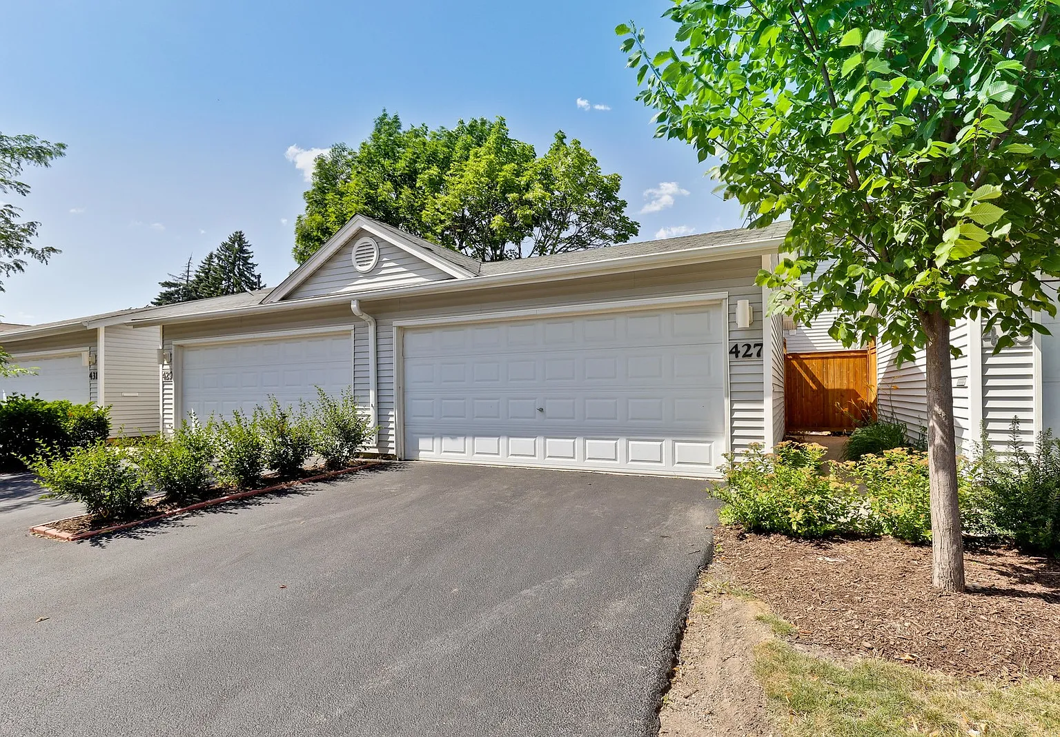 427 Hazelwood Ter photo 1