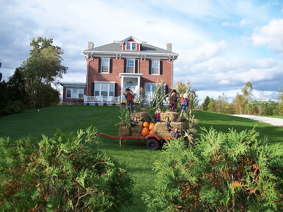 The Captain Sweetzer House